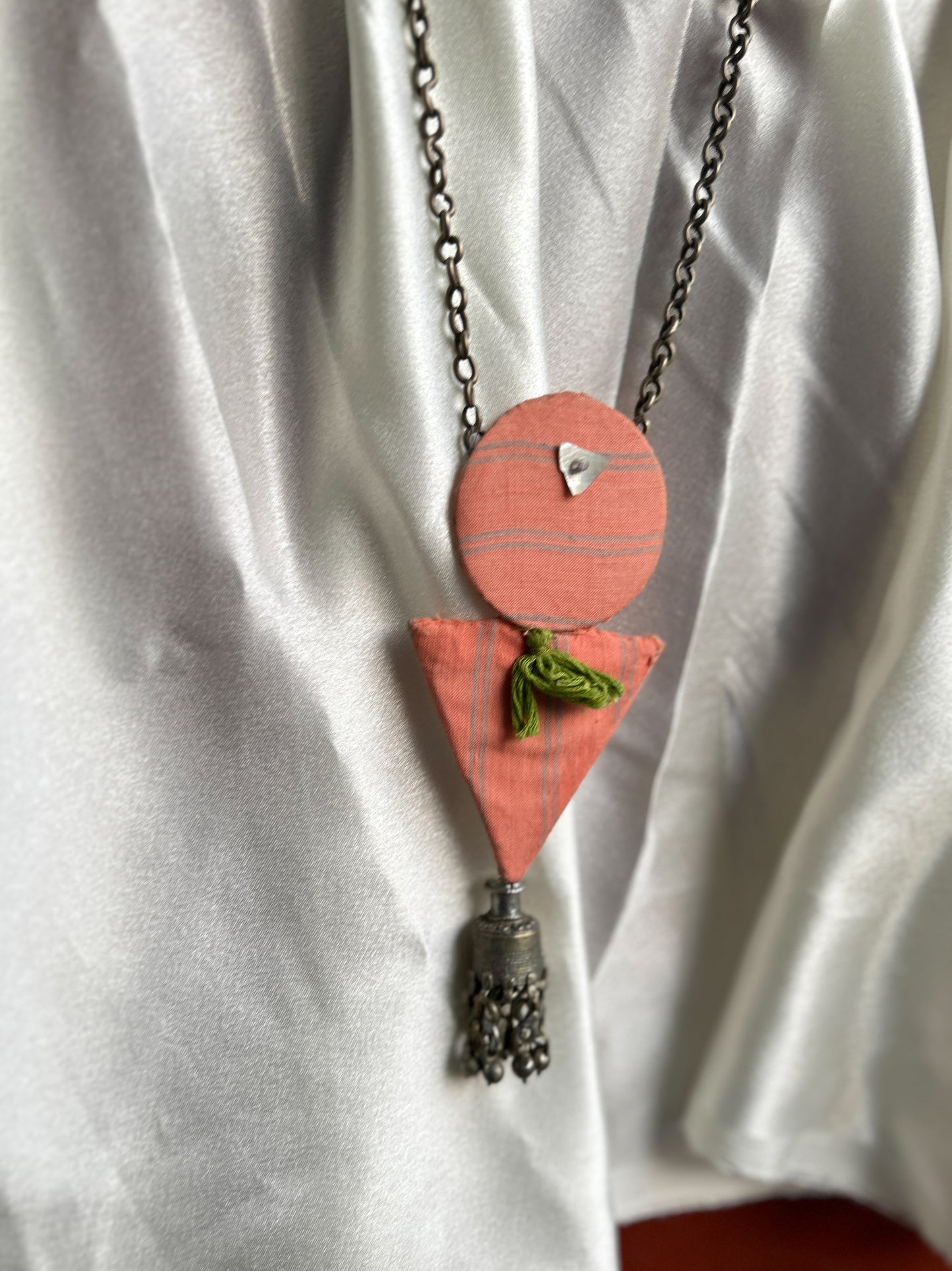 Aakar orange green tassle necklace