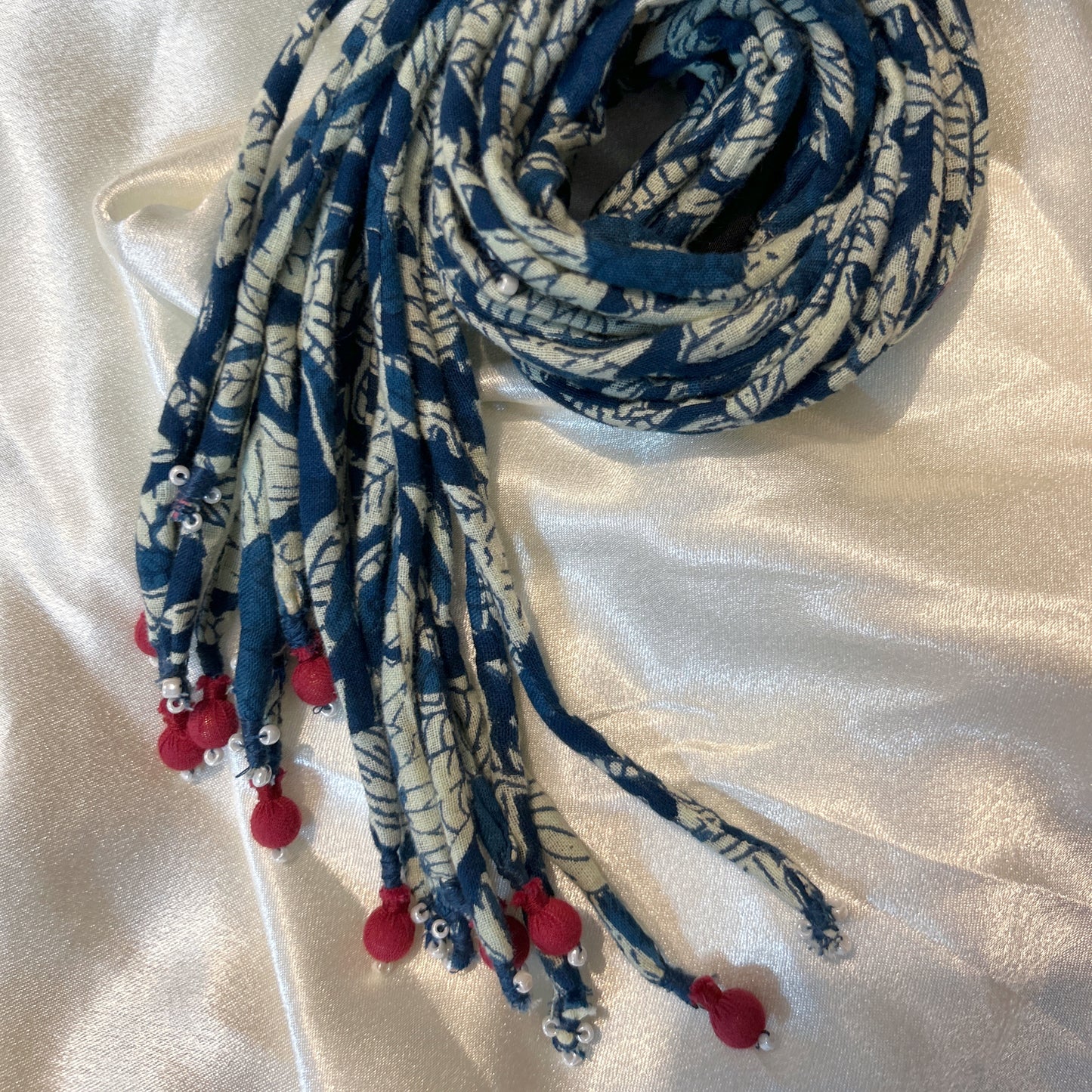 Blue print hair strings 21 inch