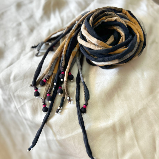 Beige black checkered hair strings 21 inch