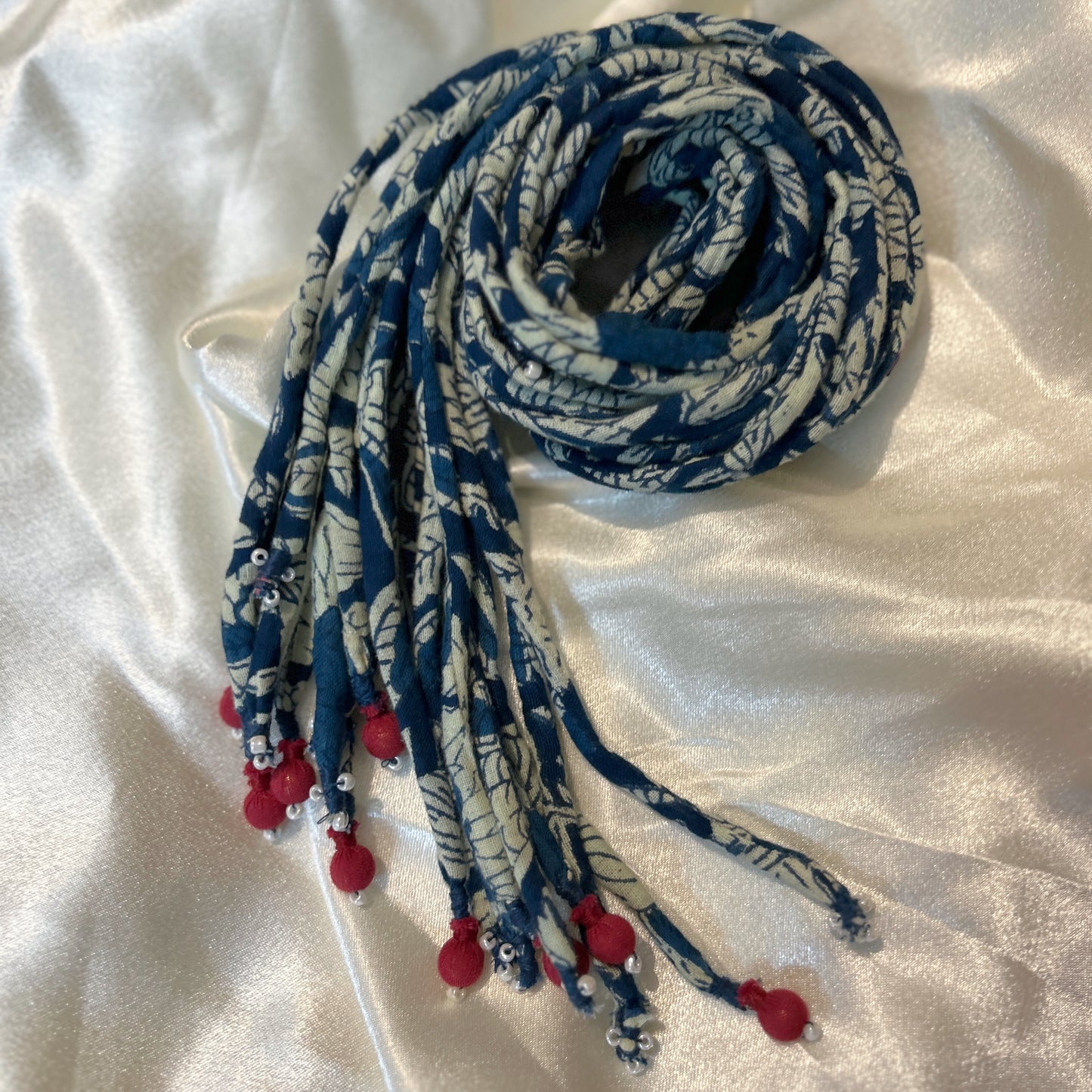 Blue print hair strings 21 inch