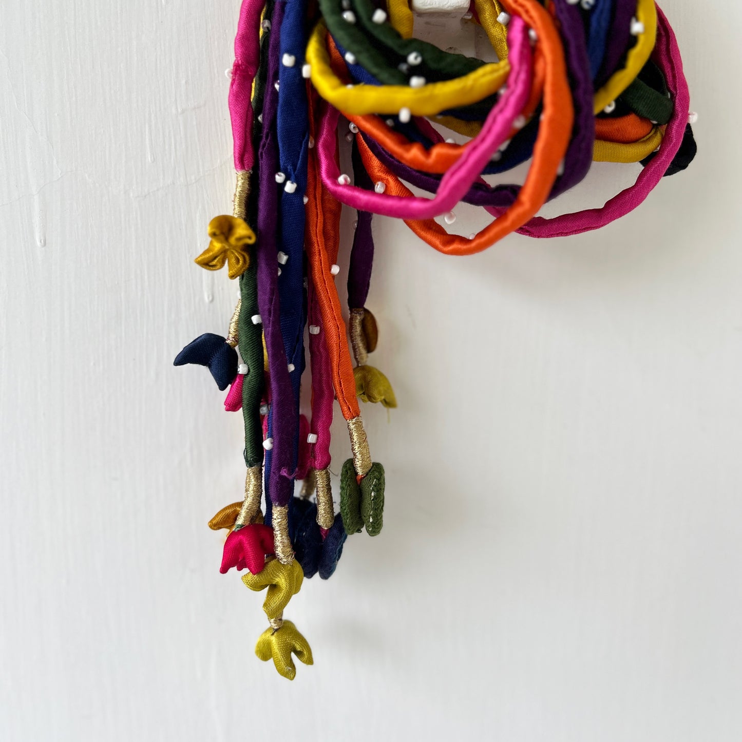 Silk multicolor hair strings 21 inch (For short to waist length hair)