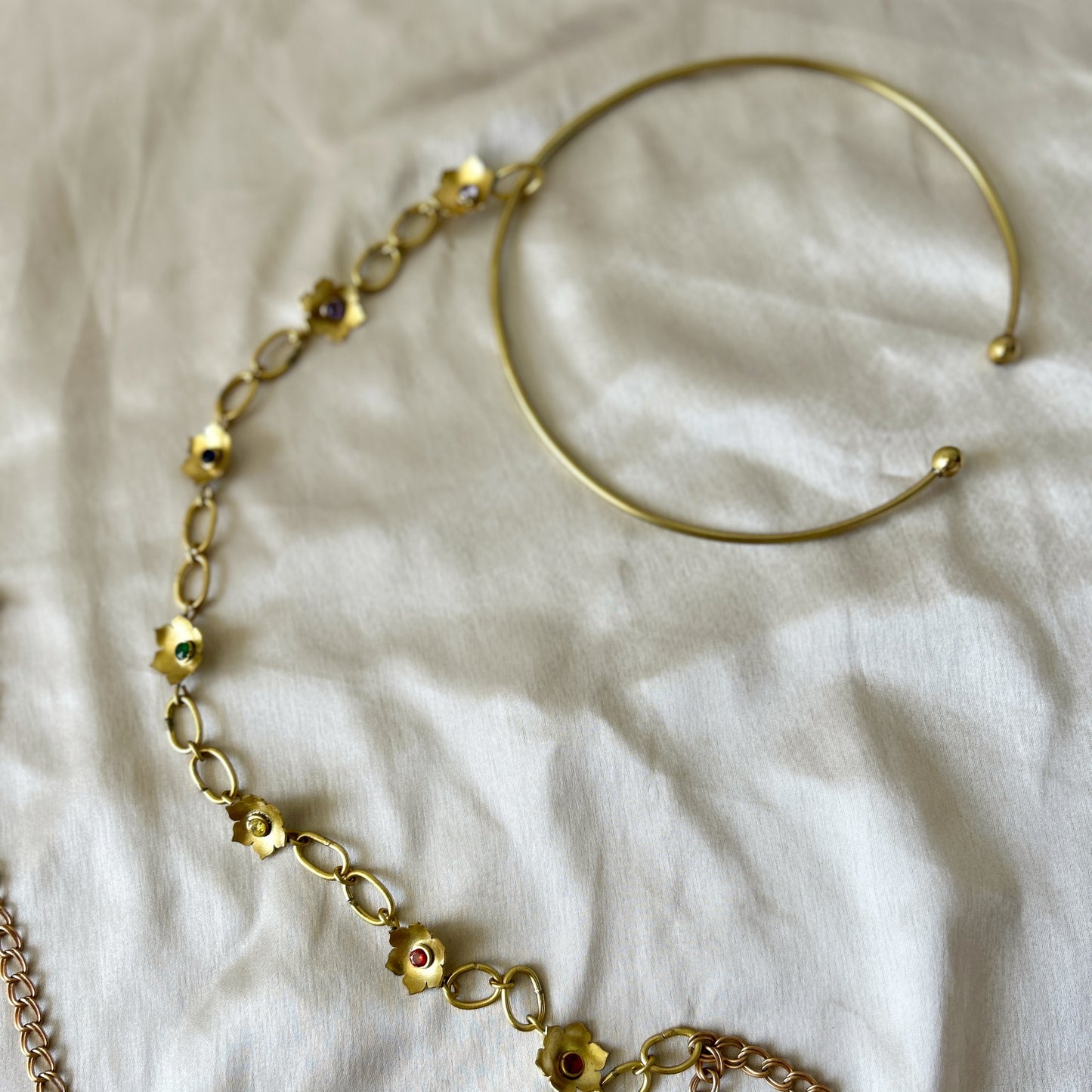 Sacral chakra - Body chain