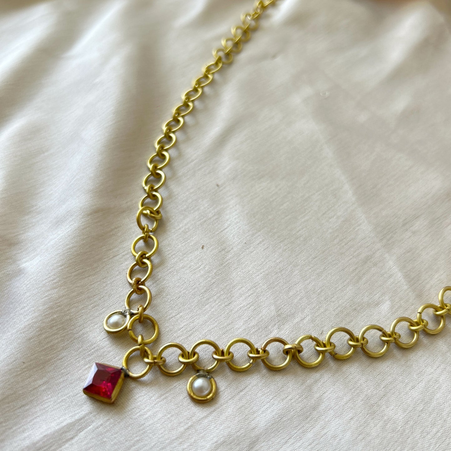 Chamkeela (Pink) - sunglasses chain