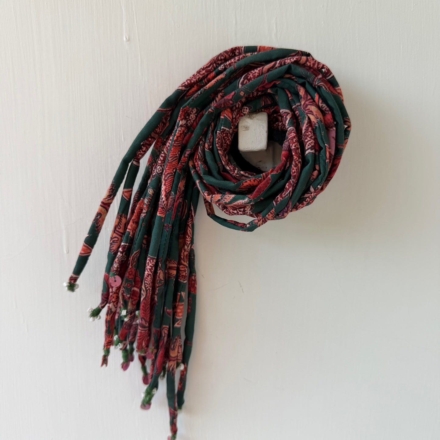 Green printed Hair strings 21 inch with rubber band