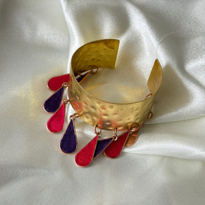 Petal brass bracelet