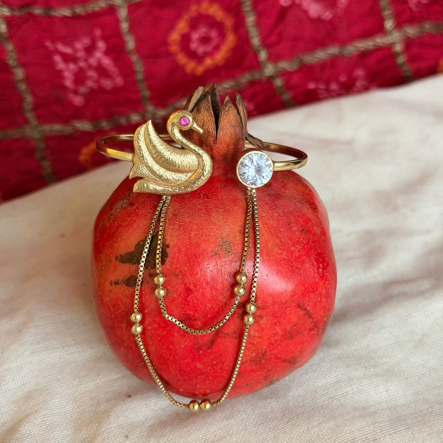 Swan ring