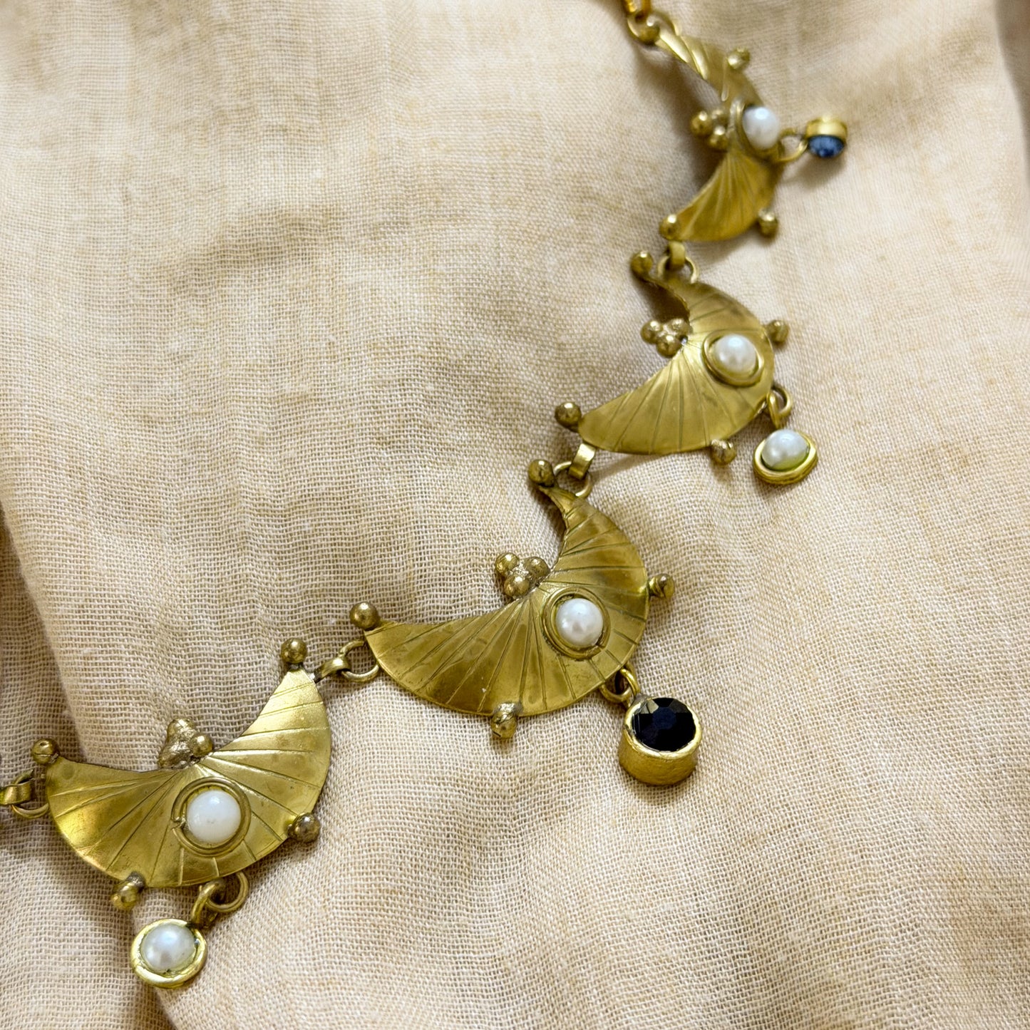 Pearl Eclipse Choker