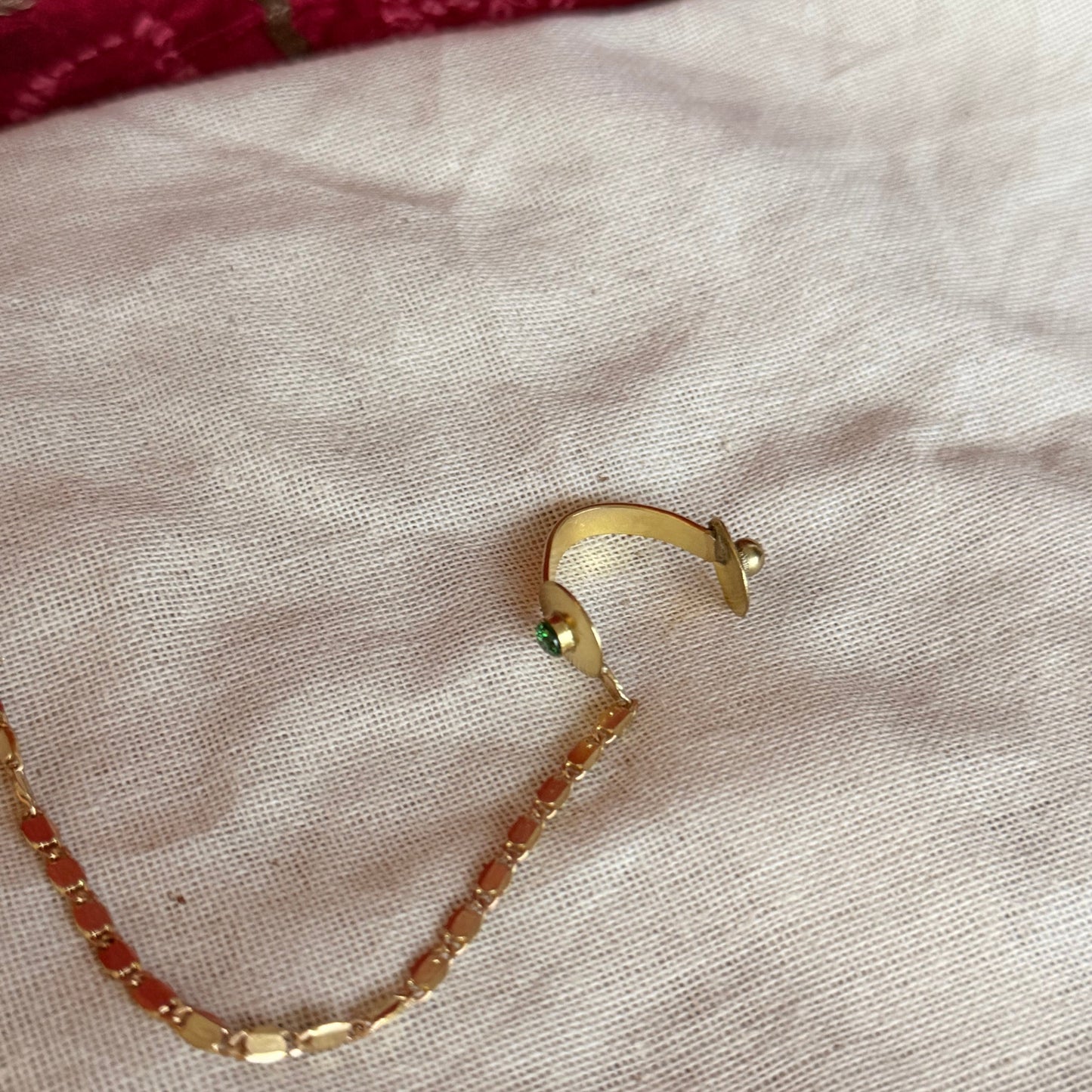 Nose - Single Ear flower drop sculptural chain