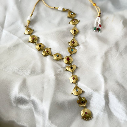 Floral tie necklace