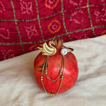 Swan ring