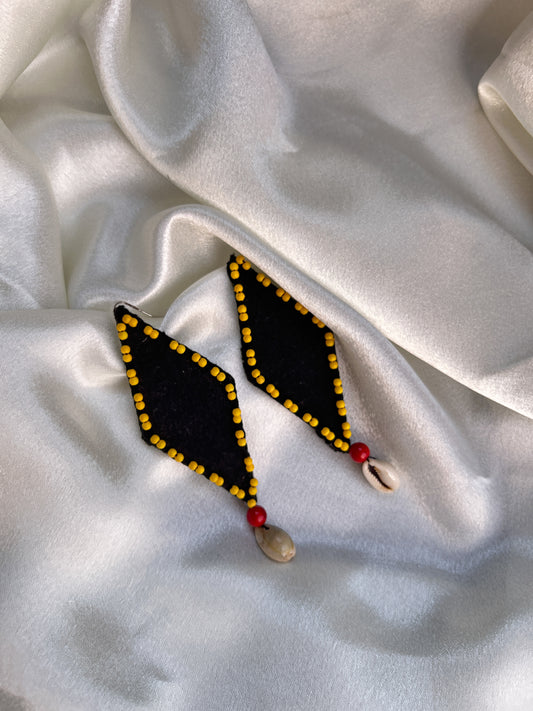 Rhombus balck beaded Earrings