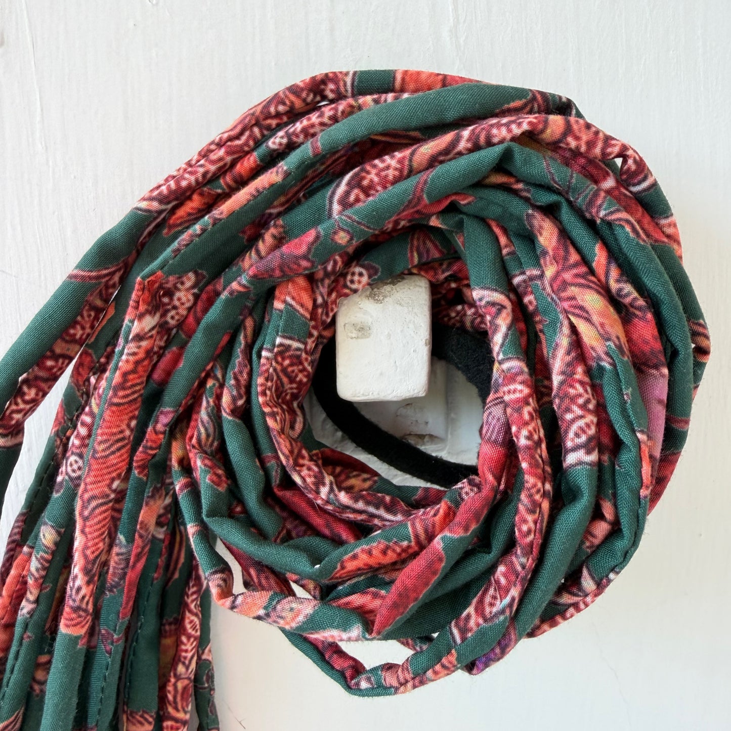 Green printed Hair strings 21 inch with rubber band