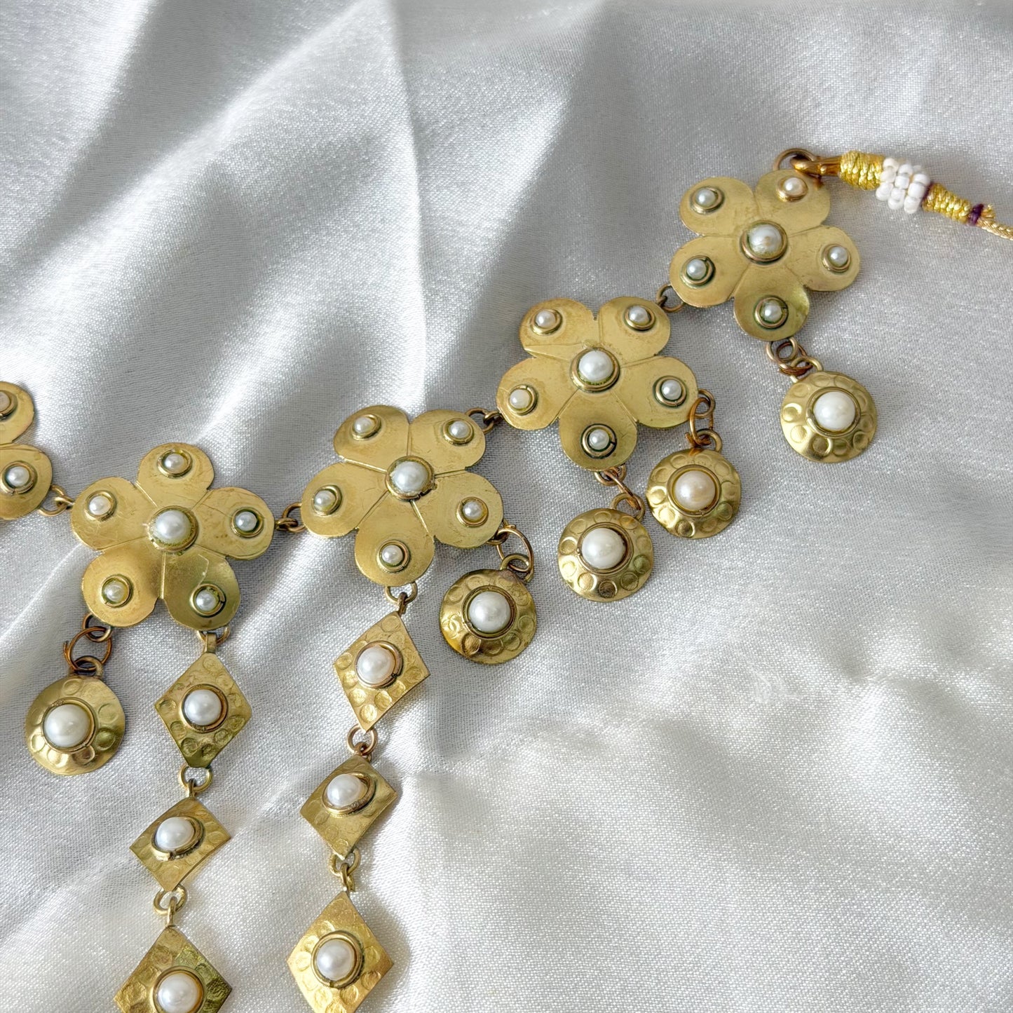 Flora necklace
