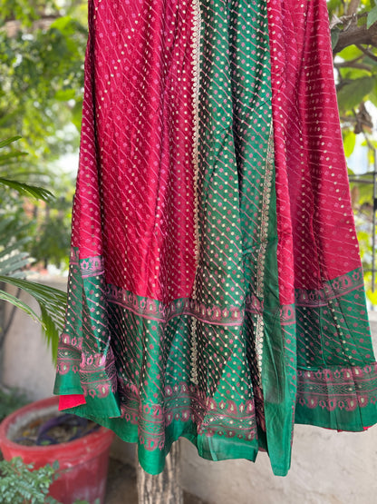 Lal Panna silk skirt