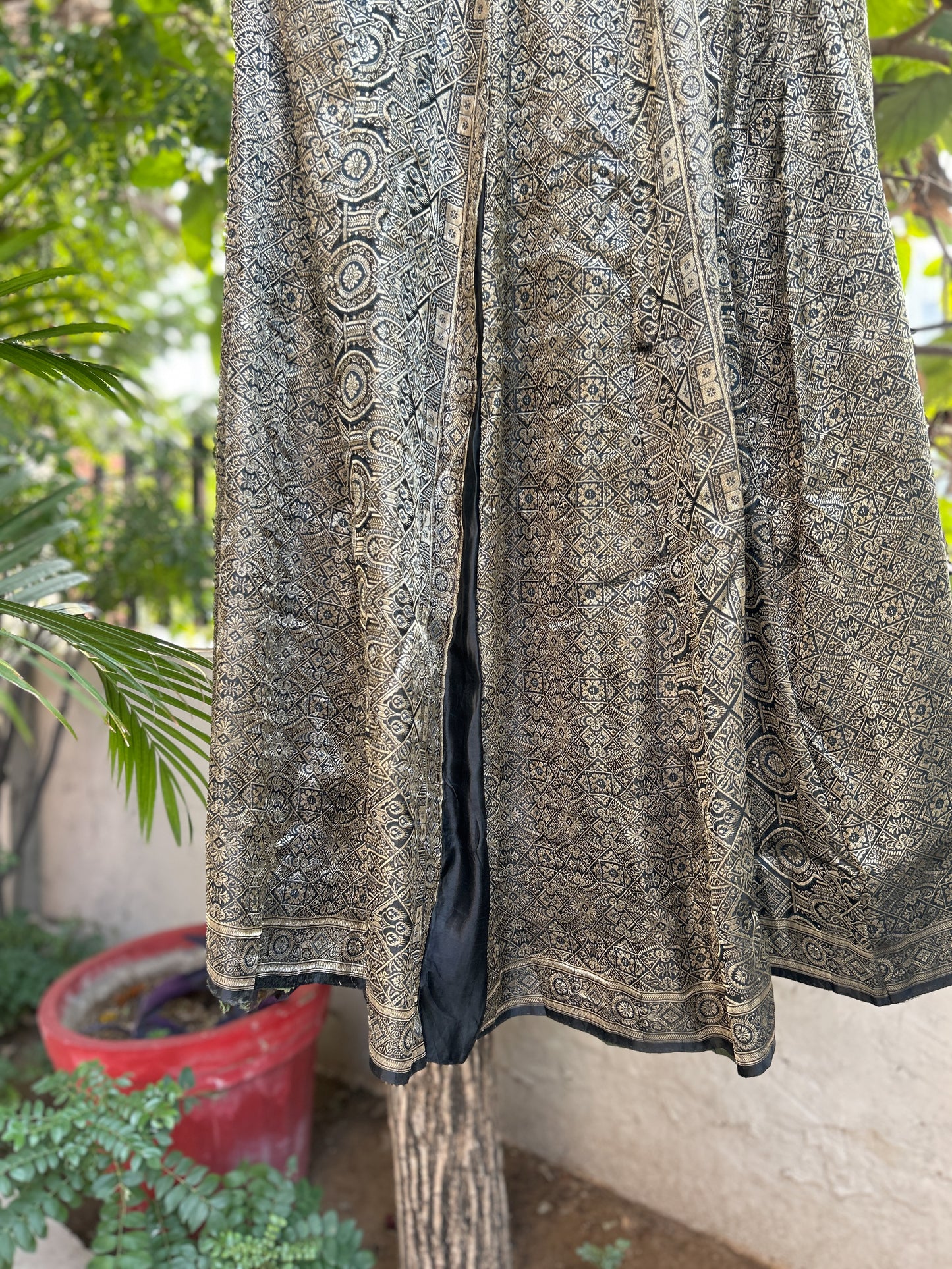 Sona Kali silk skirt