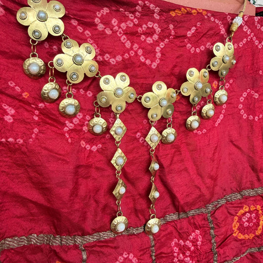 Flora necklace