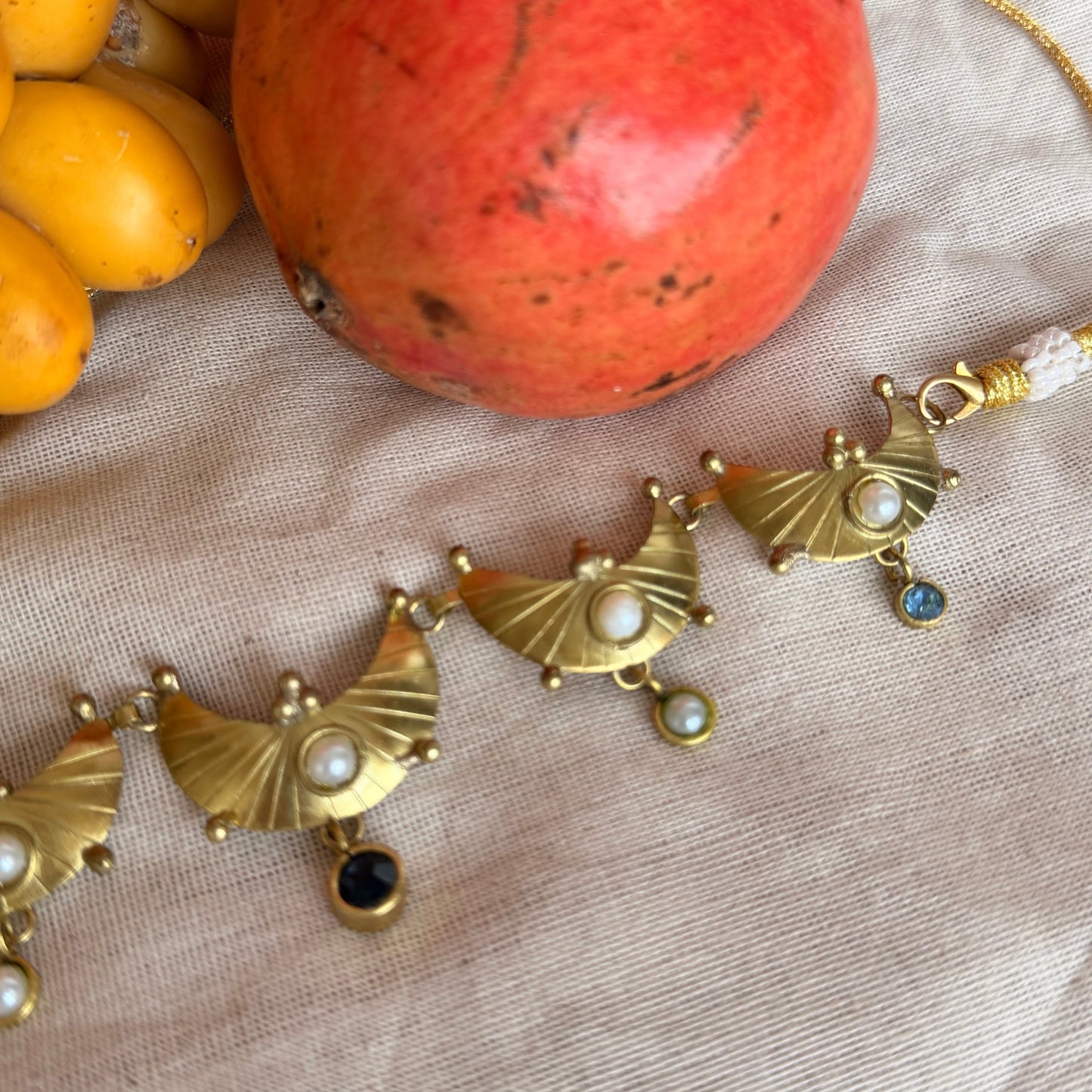 Pearl Eclipse Choker
