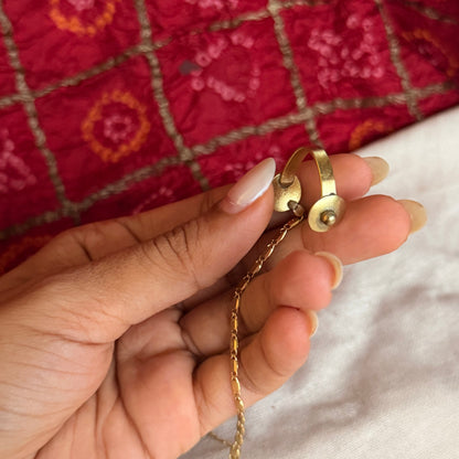 Nose - Single Ear flower drop sculptural chain