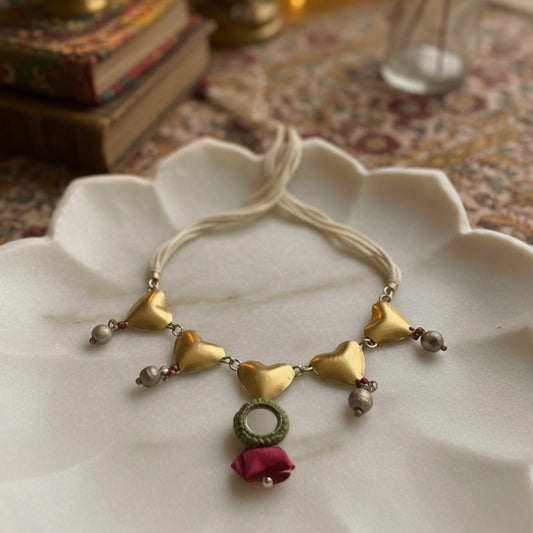 Heart of gold Choker