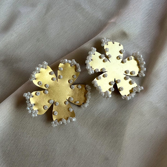 Flower brass earrings
